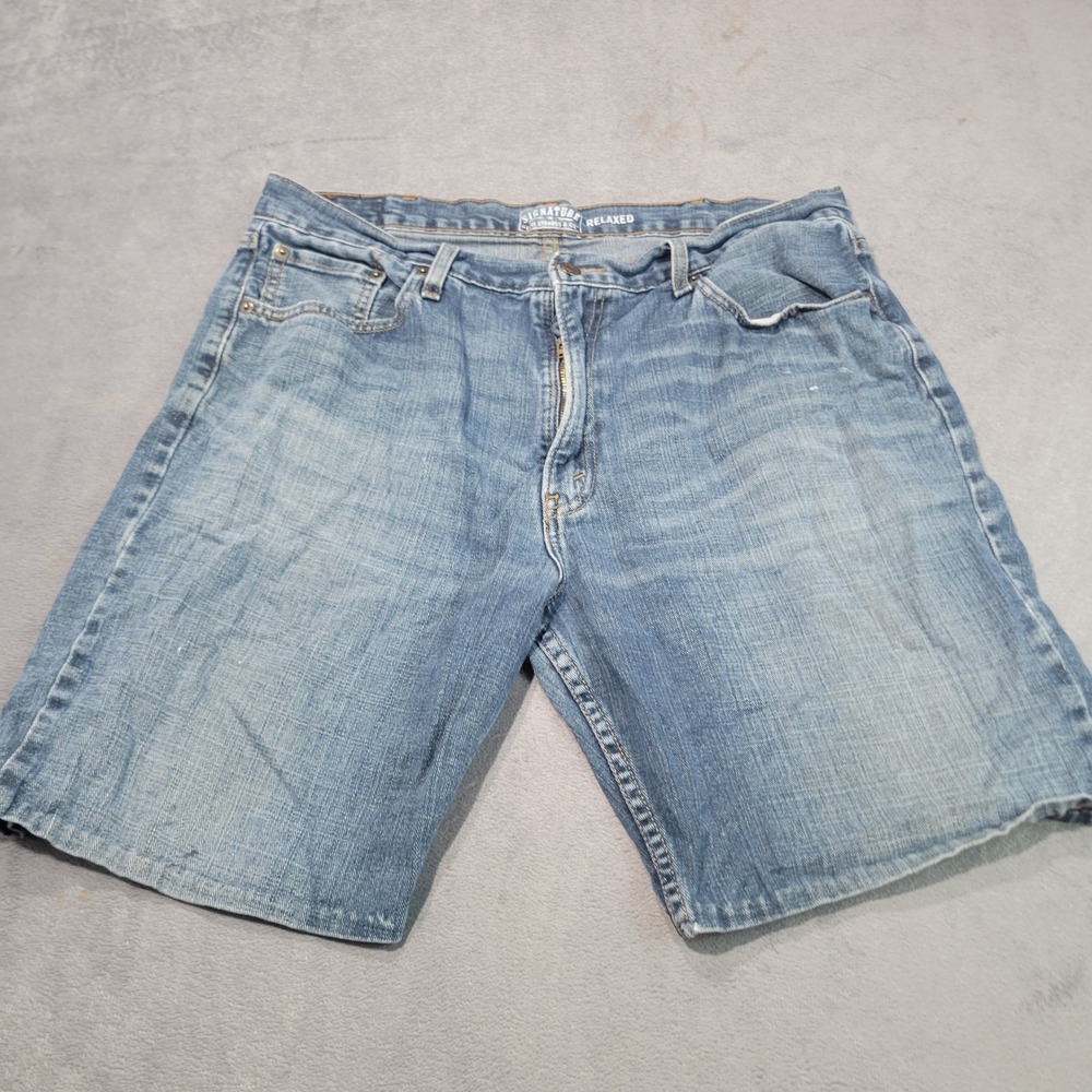 Signature by Levi Strauss & Co Denim Shorts Mens 36 Blue Relaxed Fit Casual 10"